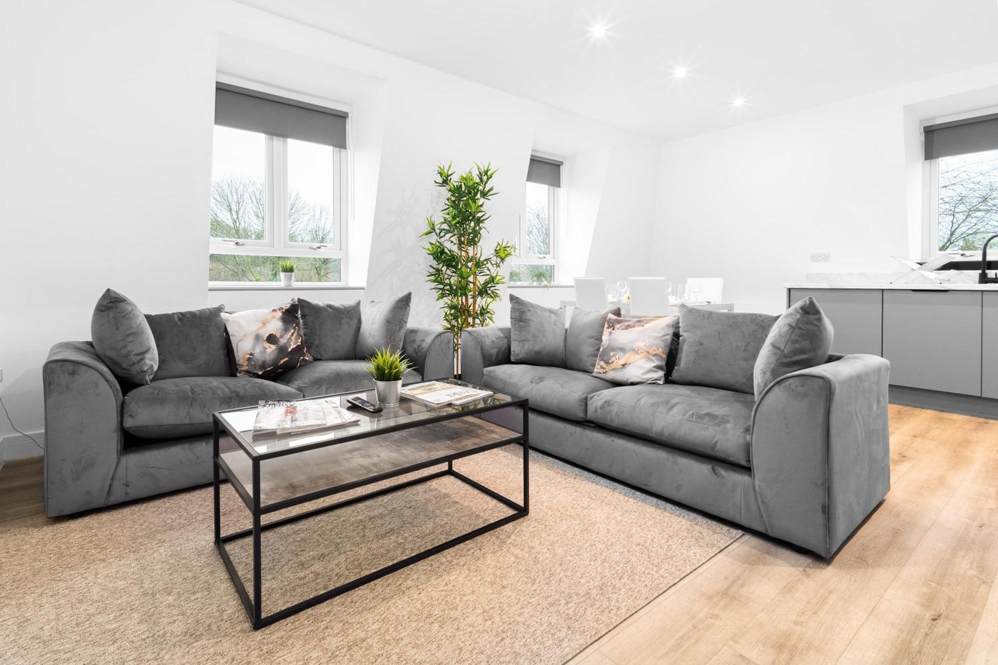 Stylish 2 Bedroom Apartment - Balcony - Secure Parking - Top Rated - 5Mc Birmingham Exterior photo